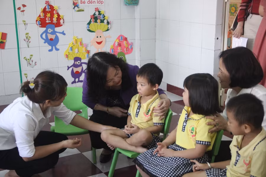 Trường MN Tuổi Ngọc, TP Biên Hoà Đồng Nai có hơn 90% là con em công nhân trên địa bàn. Ảnh minh hoạ