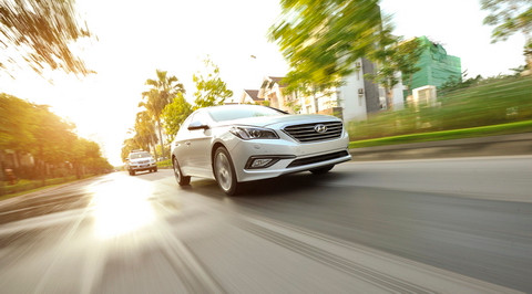 Sonata 2015 có nhiều trang bị tiện nghi hiện đại Ảnh minh họa