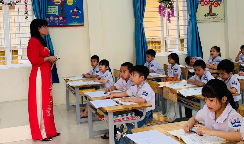 Học sinh có đầy đủ sách giáo khoa góp phần nâng cao chất lượng dạy học. Ảnh: Đức Trí Học sinh có đầy đủ sách giáo khoa góp phần nâng cao chất lượng dạy học. Ảnh: Đức Trí