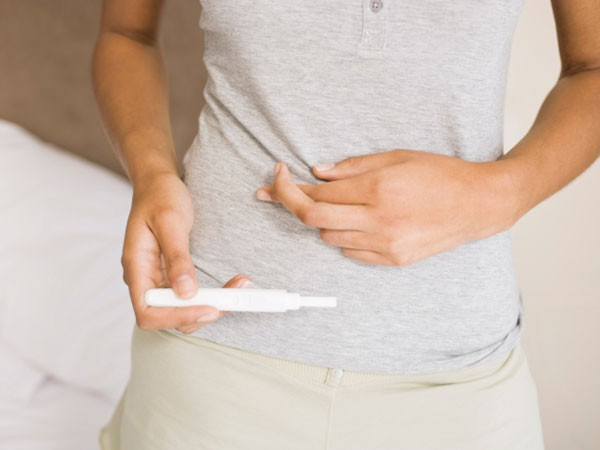 Khả năng có con của người phụ nữ thay đổi theo thời gian như thế nào?