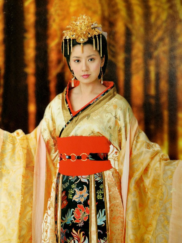 Những nữ nghệ sĩ từng bị bạo hành ảnh 8 Đau xót những nữ nghệ sĩ bị chồng bạo hành