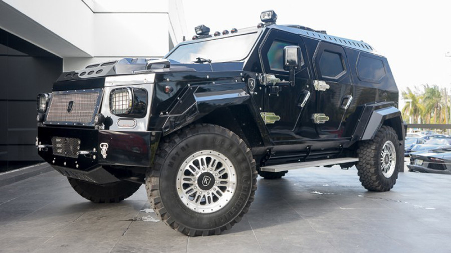 Khám phá “siêu” SUV bọc thép gần triệu đô