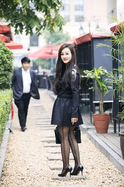 Những mẹ Việt U40 gây thương nhớ vì đẹp như gái 20 - 5