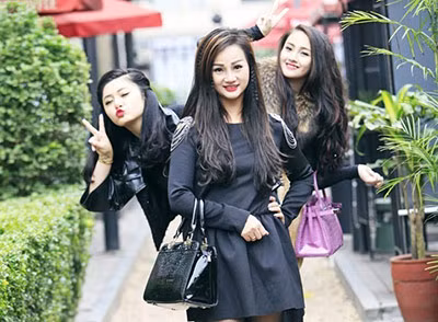 Những mẹ Việt U40 gây thương nhớ vì đẹp như gái 20 - 6