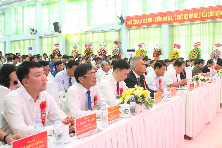 Quang cảnh buổi lễ.