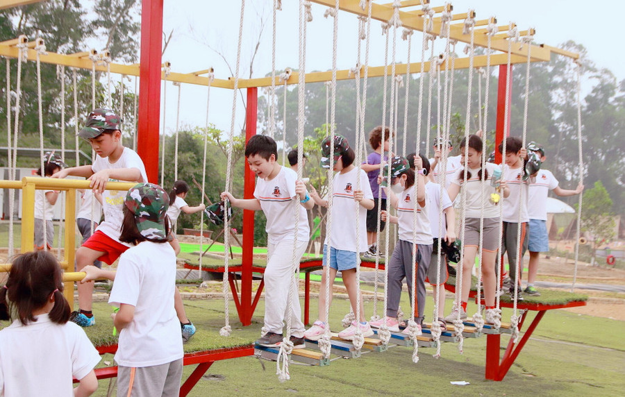 Học sinh tiểu học của Hà Nội tham gia trải nghiệm tại khu sinh thái ở xã Yên Bình (Thạch Thất, Hà Nội). Ảnh: TG Học sinh tiểu học của Hà Nội tham gia trải nghiệm tại khu sinh thái ở xã Yên Bình (Thạch Thất, Hà Nội). Ảnh: TG