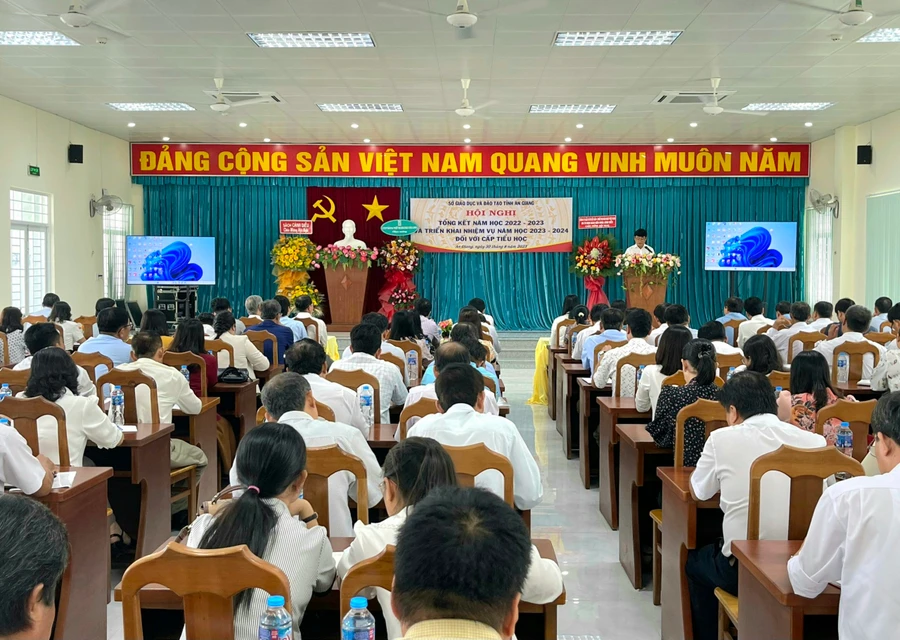 Quang cảnh Hội nghị.