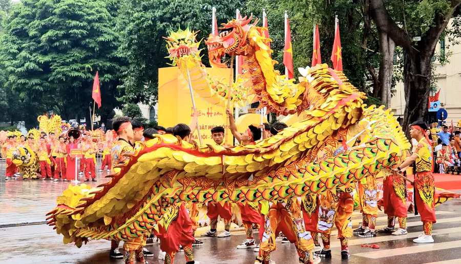 Liên hoan múa rồng 2020 chính là cầu nối góp phần xây dựng lực lượng khán giả trẻ, giúp các em có cơ hội tiếp xúc và thêm yêu mến loại hình nghệ thuật này.