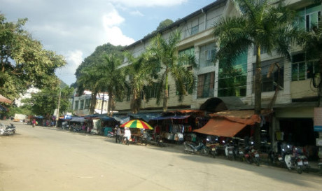 Thâm nhập chợ Tham nhap cho