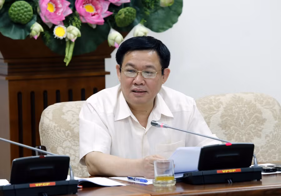 Phó Thủ tướng Vương Đình Huệ phát biểu chỉ đạo tại cuộc họp