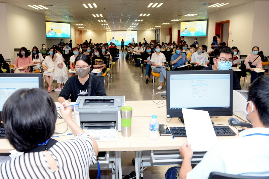 Số lượng nguyện vọng đăng ký vào Trường ĐH Kinh tế Quốc dân tăng đều qua các năm.