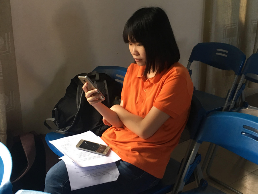 Mình phải ngồi riêng, yên tĩnh mới tập trung được!