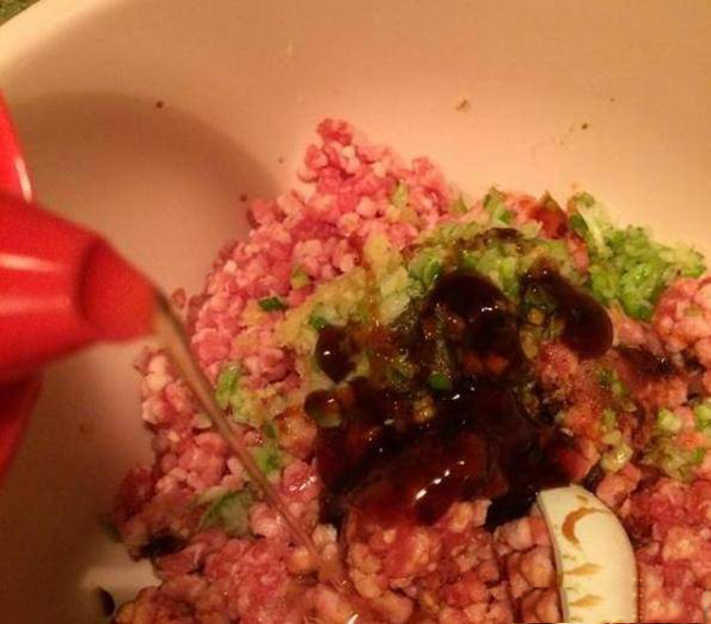 Cách làm món thịt viên chiên vỏ ngoài giòn rụm, bên trong thơm mềm ảnh 12