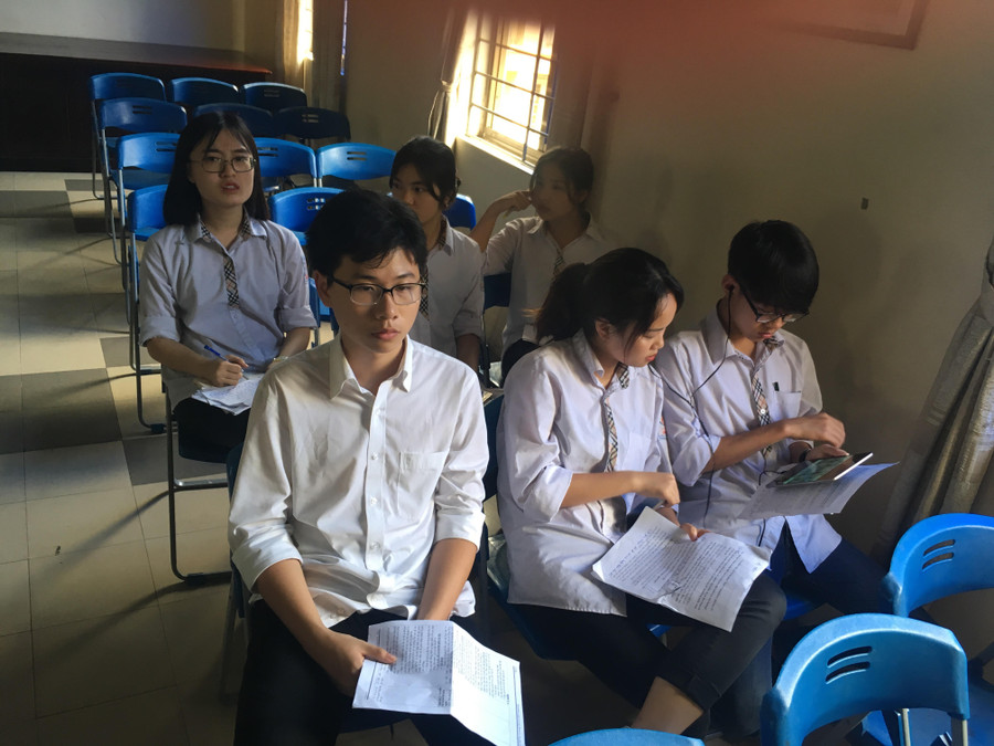 Tranh thủ ôn lại nội dung trình bày trước giờ thi