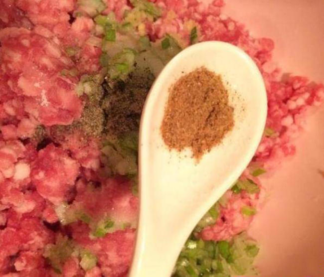 Cách làm món thịt viên chiên vỏ ngoài giòn rụm, bên trong thơm mềm ảnh 6