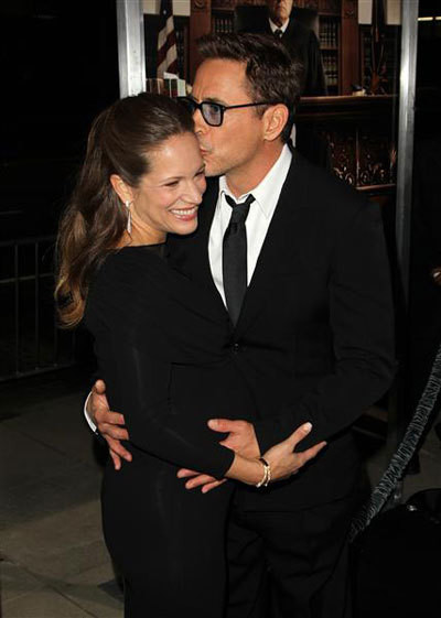 Những nụ hôn nồng cháy của sao Hollywood ảnh 4