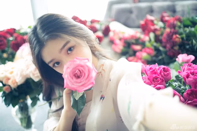 Vẻ đẹp mong manh đến ngẩn ngơ của 