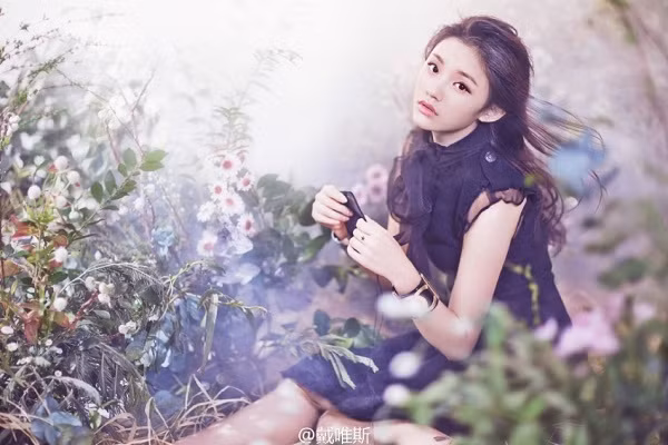 Vẻ đẹp mong manh đến ngẩn ngơ của 