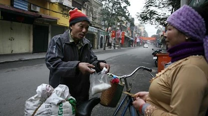 Lý do “đầu năm mua muối, cuối năm mua vôi“