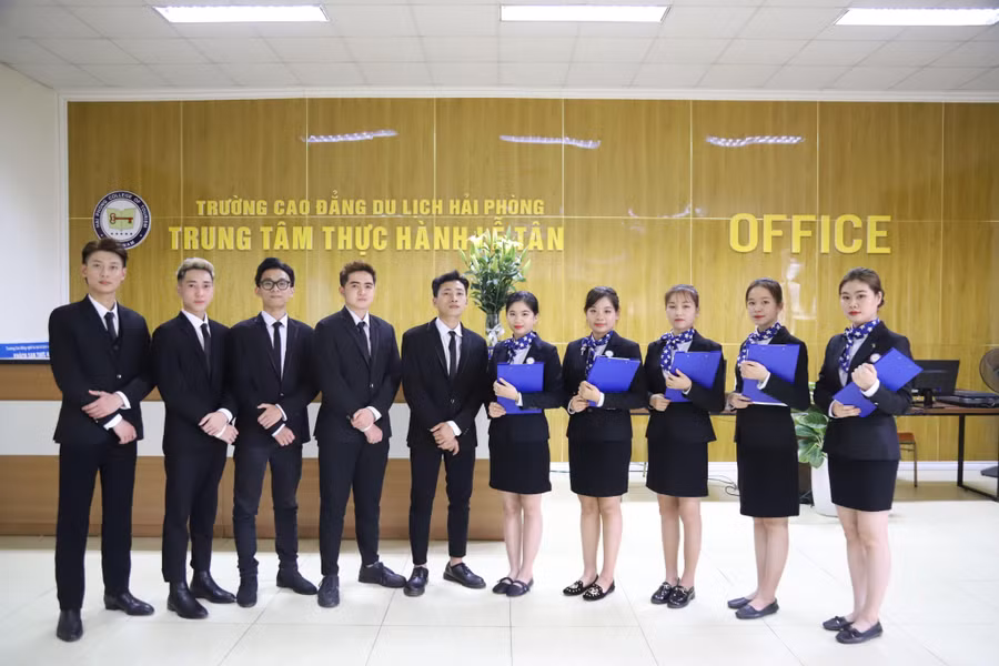 Trường Cao đẳng Du lịch Hải Phòng có cơ sở vật chất hiện đại mang tầm quốc tế và đội ngũ giảng viên chất lượng đáp ứng nhu cầu đào tạo.