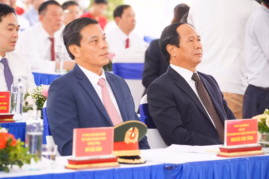 Lãnh đạo Trung ương và Thành phố dự Lễ khởi công