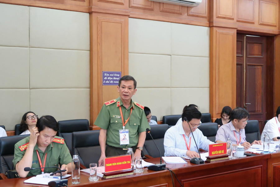 Thiếu tướng Nguyễn Hồng Thuỷ- Phó cục trưởng Cục A06, Bộ Công an thông tin về các điều kiện đảm bảo an toàn trong Kỳ thi. Thiếu tướng Nguyễn Hồng Thuỷ- Phó cục trưởng Cục A06, Bộ Công an thông tin về các điều kiện đảm bảo an toàn trong Kỳ thi.