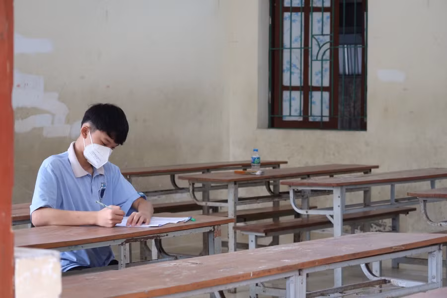 Thí sinh F0 tại Hội đồng thi Trường THPT Thuỷ Sơn, huyện Thuỷ Nguyên.