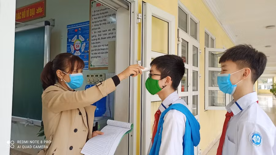 Đảm bảo an toàn cho học sinh, các nhà trường chú trọng công tác kiểm tra dịch tễ