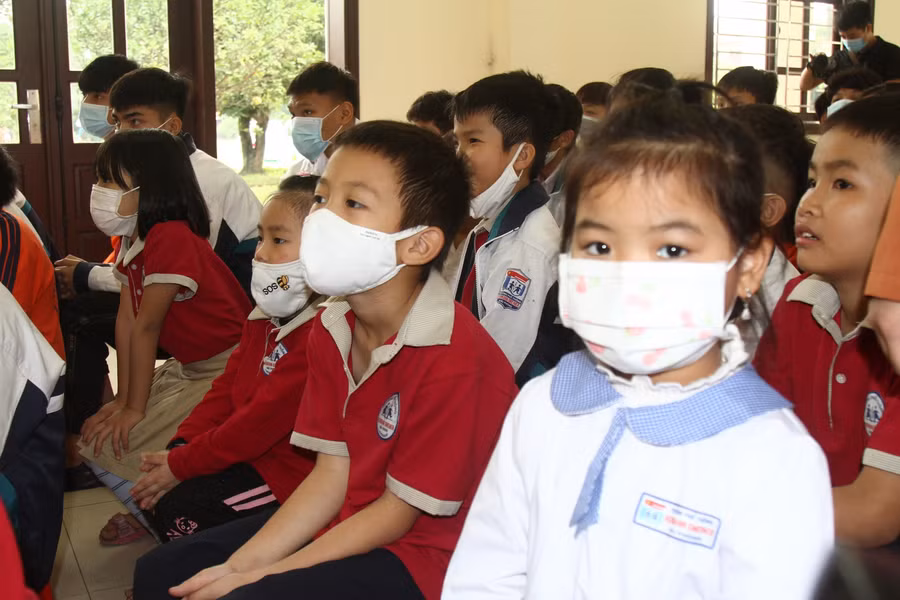 Được học tập và tham gia các hoạt động ngoại khoá sẽ giúp học trò thêm hào hứng.