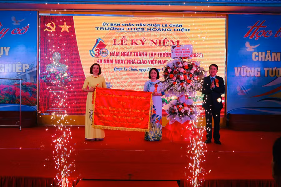 Trường THCS Hoàng Diệu tự hào 30 năm xây dựng và phát triển.