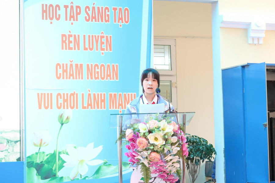 Em Phan Lâm Huệ Như 9a13 tự hứa sẽ học tập chăm chỉ, phấn đấu học tập tốt.