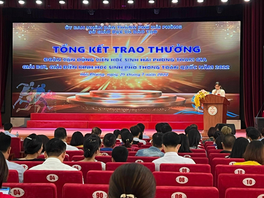 Quang cảnh Lễ trao thưởng.