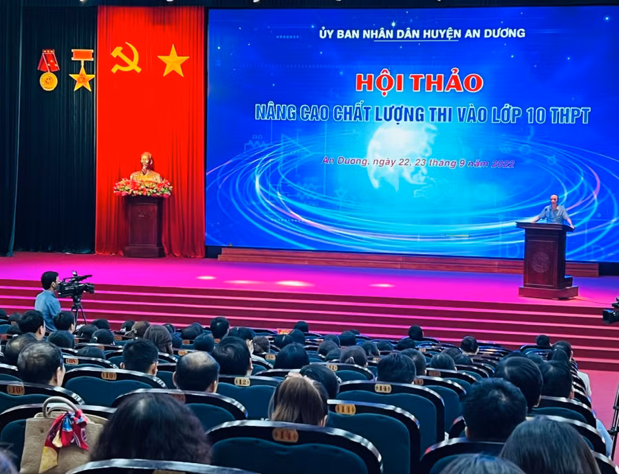 Ông Đỗ Văn Lợi- Phó Giám đốc Sở GD&ĐT Hải Phòng đánh giá cao nỗ lực của Ngành Giáo dục huyện An Dương trong việc tổ chức chuyên đề chuyên môn một cách bài bản, khoa học, chất lượng, hiệu quả và thiết thực.