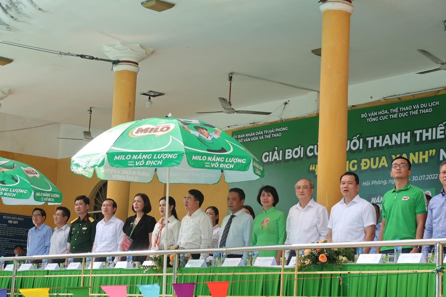 Đại biểu tham dự Khai mạc. Đại biểu tham dự Khai mạc.