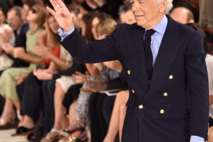 Chuyện ít biết về tỷ phú thời trang làm giàu từ tay trắng