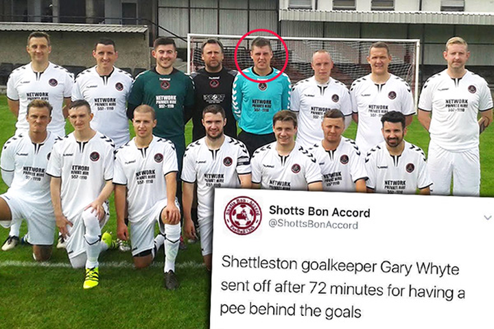 Bị phạt thẻ đỏ vì…tiểu tiện trên sân