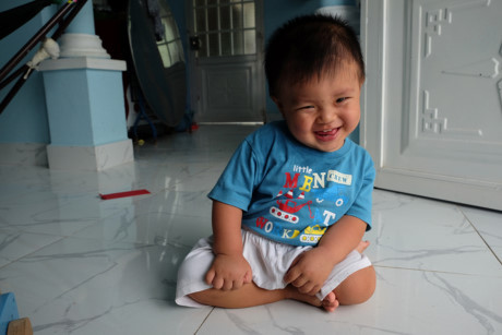 Be bi dam xuyen so tuoi tan ngay dau nam moi - Anh 6