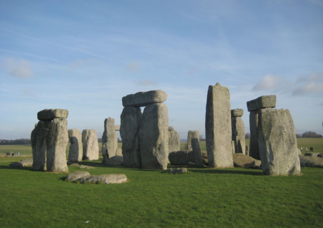 Chiem nguong cong trinh tuong dai cu thach o Anh - Anh 6