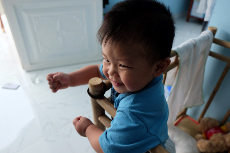 Be bi dam xuyen so tuoi tan ngay dau nam moi - Anh 10