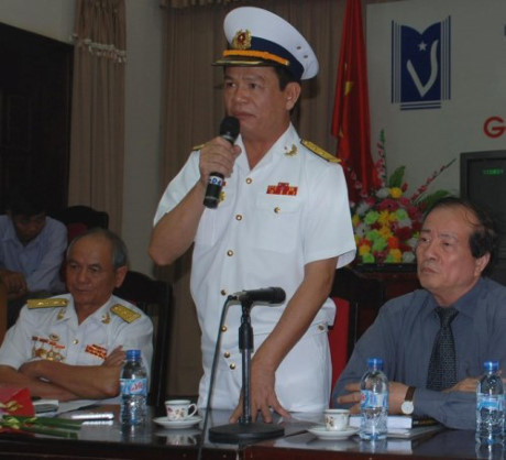Những doanh nhân đại gia từng khoác áo lính - Ảnh 6 Nhung doanh nhan dai gia tung khoac ao linh - Anh 6