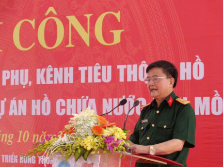 Những doanh nhân đại gia từng khoác áo lính - Ảnh 4 Nhung doanh nhan dai gia tung khoac ao linh - Anh 4