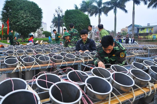 Hà Nội sẵn sàng cho màn pháo hoa hoành tráng đêm Giao thừa