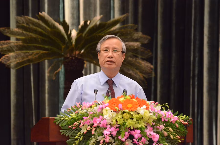 Đồng chí Trần Quốc Vượng- Ủy viên Bộ Chính trị, Bí thư Trung ương Đảng, Thành viên Thường trực Ban Bí thư, Chủ nhiệm Ủy Ban kiểm tra Trung ương phát biểu