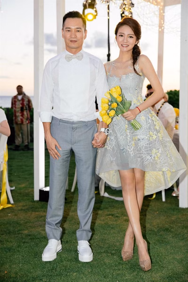 An Dĩ Hiên và chồng đại gia Trần Vinh Luyện.