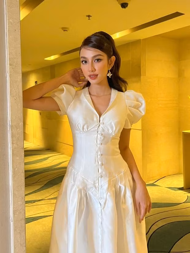 Hoa hậu Thùy Tiên đáp trả tinh tế tin đồn thu nhập 70 tỉ đồng sau khi đăng quang ảnh 1