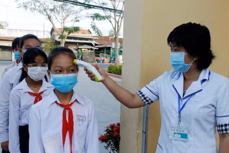 Công tác bảo đảm an toàn cho học sinh được đặt lên hàng đầu trước diễn biến phức tạp của dịch bệnh.