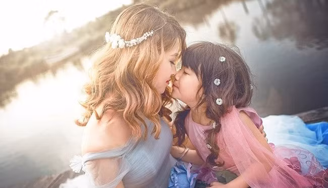 Đừng yêu người đàn ông khiến con phải khóc 3 lần, con gái ạ!