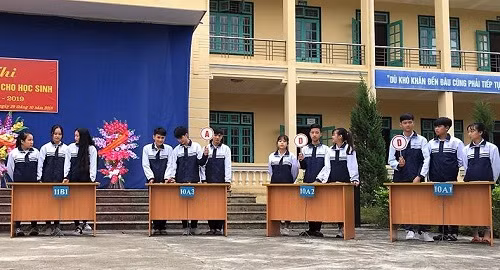 Học sinh Tuyên Quang vui học cùng Hội thi thí nghiệm - thực hành