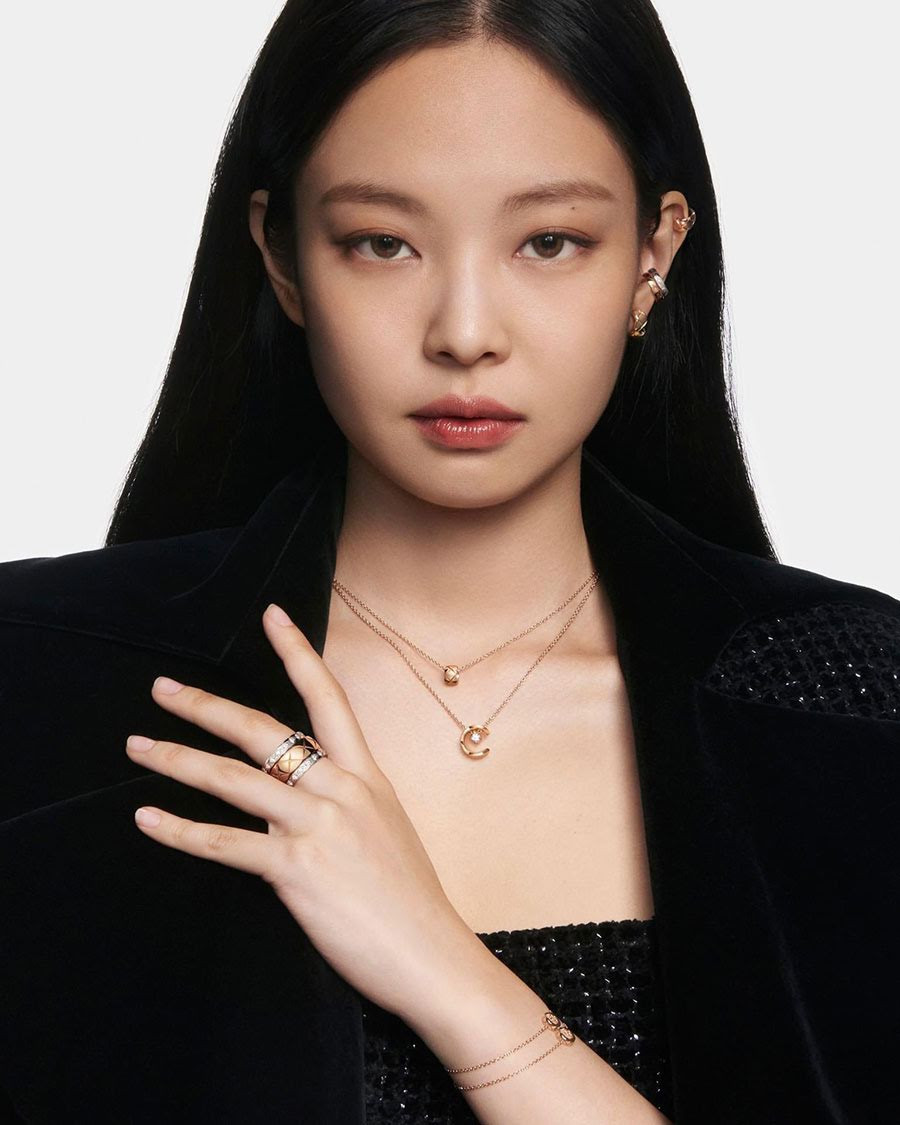 Jennie (BLACKPINK). Jennie (BLACKPINK).