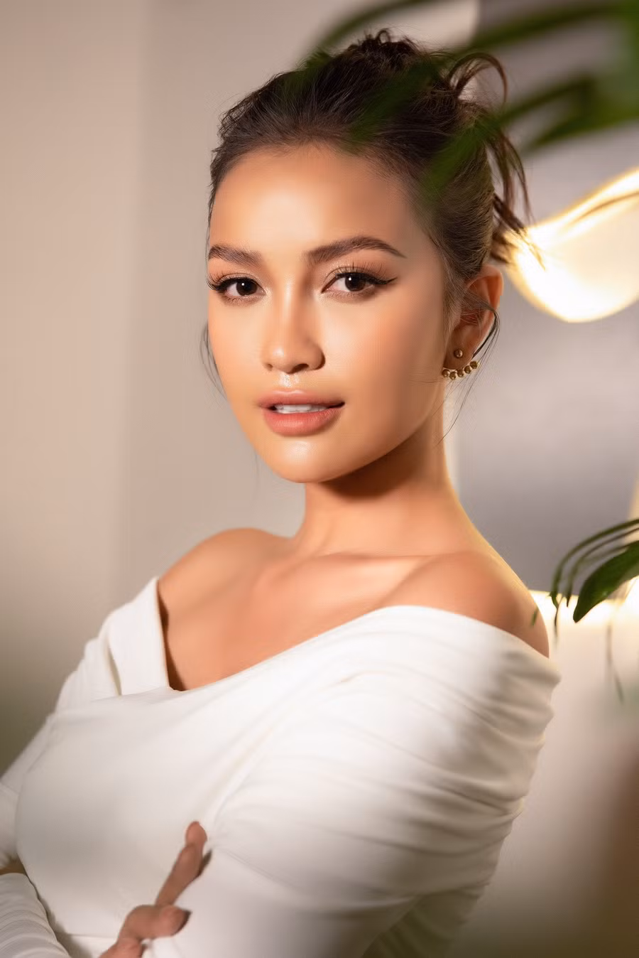 Ngọc Châu lên tiếng thừa nhận bị buộc thôi học, không thể tốt nghiệp đại học.